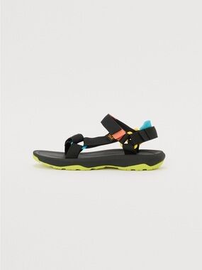 TEVA Hurricane Sandals